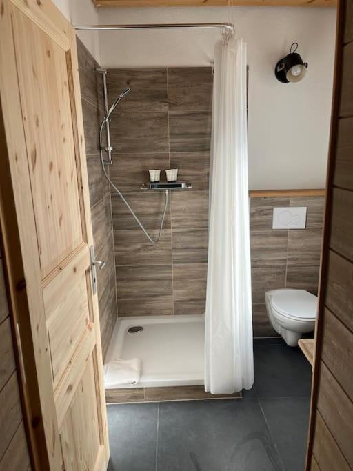 Loft Des Milans, Petit Nid Douillet Perche Sur La Campagne Apartment Ecublens  Exterior photo